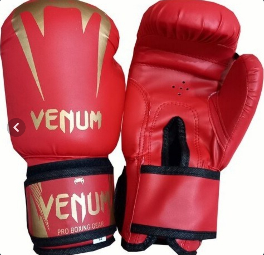 دستکش بوکس فوم برند Venum - مناسب ورزشکاران آماتور (سایز ۶ تا